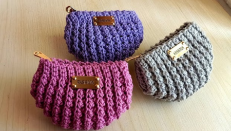 Elegant Crochet Mussel Shell Wallet