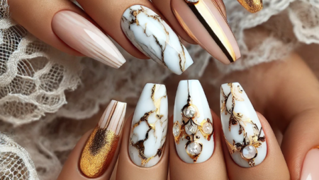 Beautiful White and Gold Marble Effect Nails