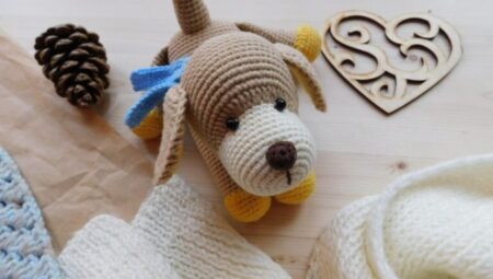 TOY DOG AMIGURUMI FREE KNITTING PATTERN EASY