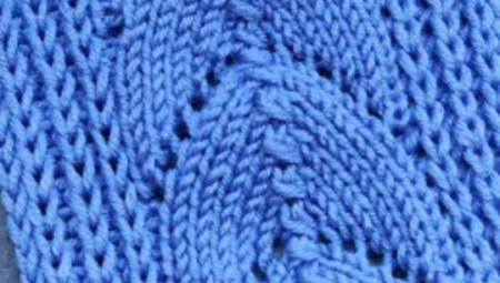 HALF BRIOCHE AND ARCH HOLE STITCH KNITTING PATTERN